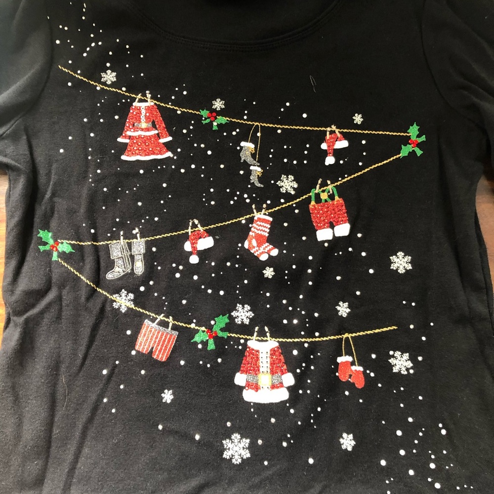 Christmas shirt. 3/4 length sleeves